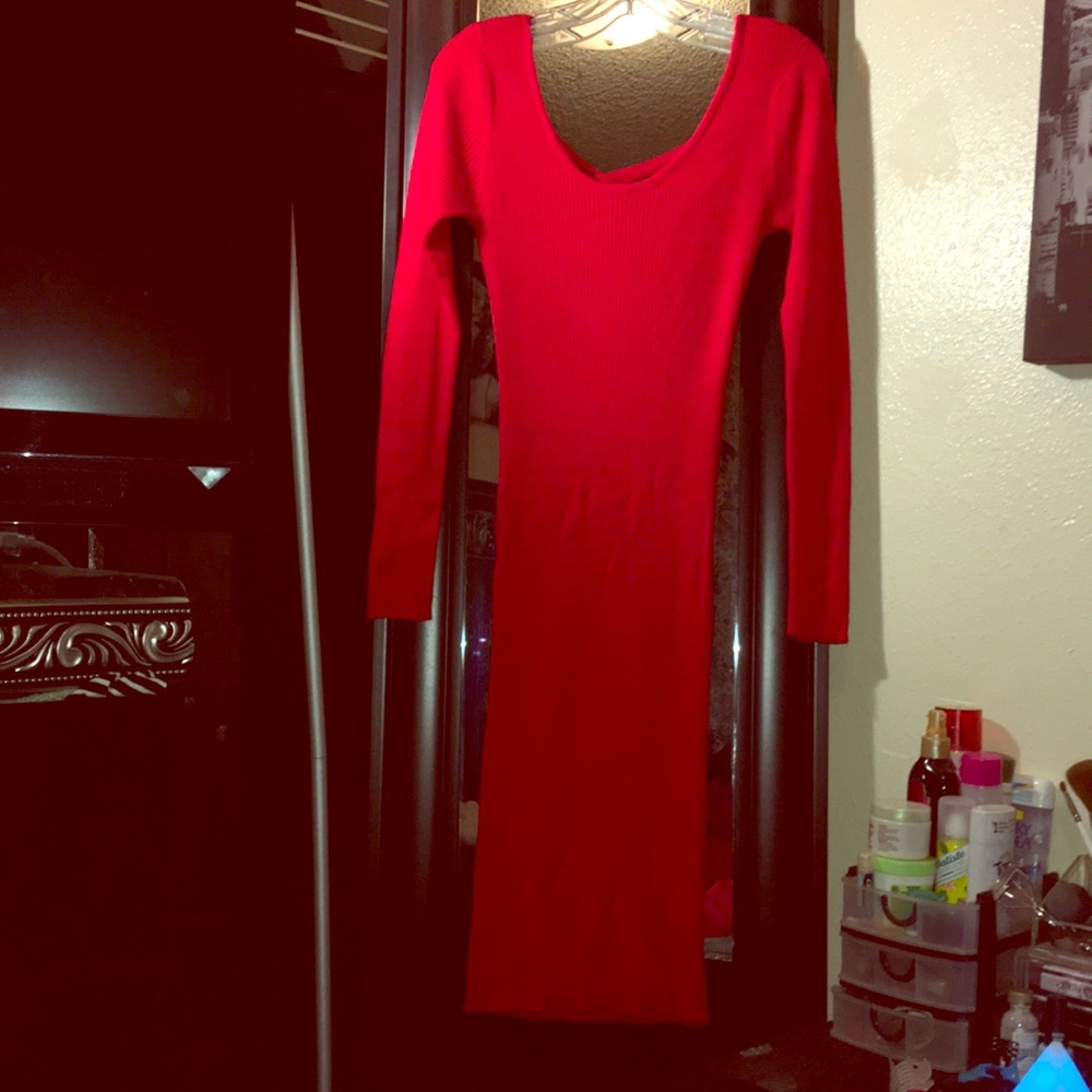 Long red sweater dress. 🌹